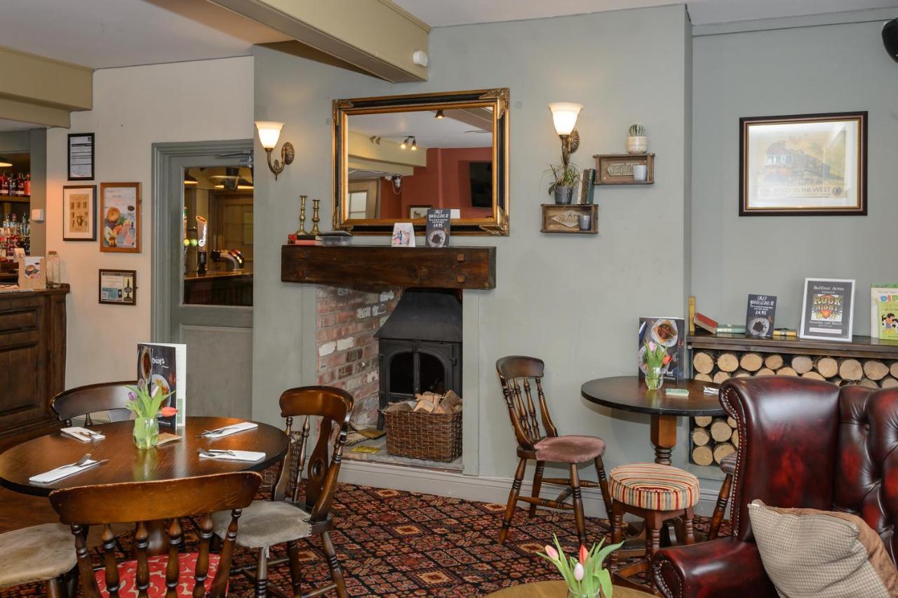 Balfour Arms 호텔 시드머스 외부 사진
